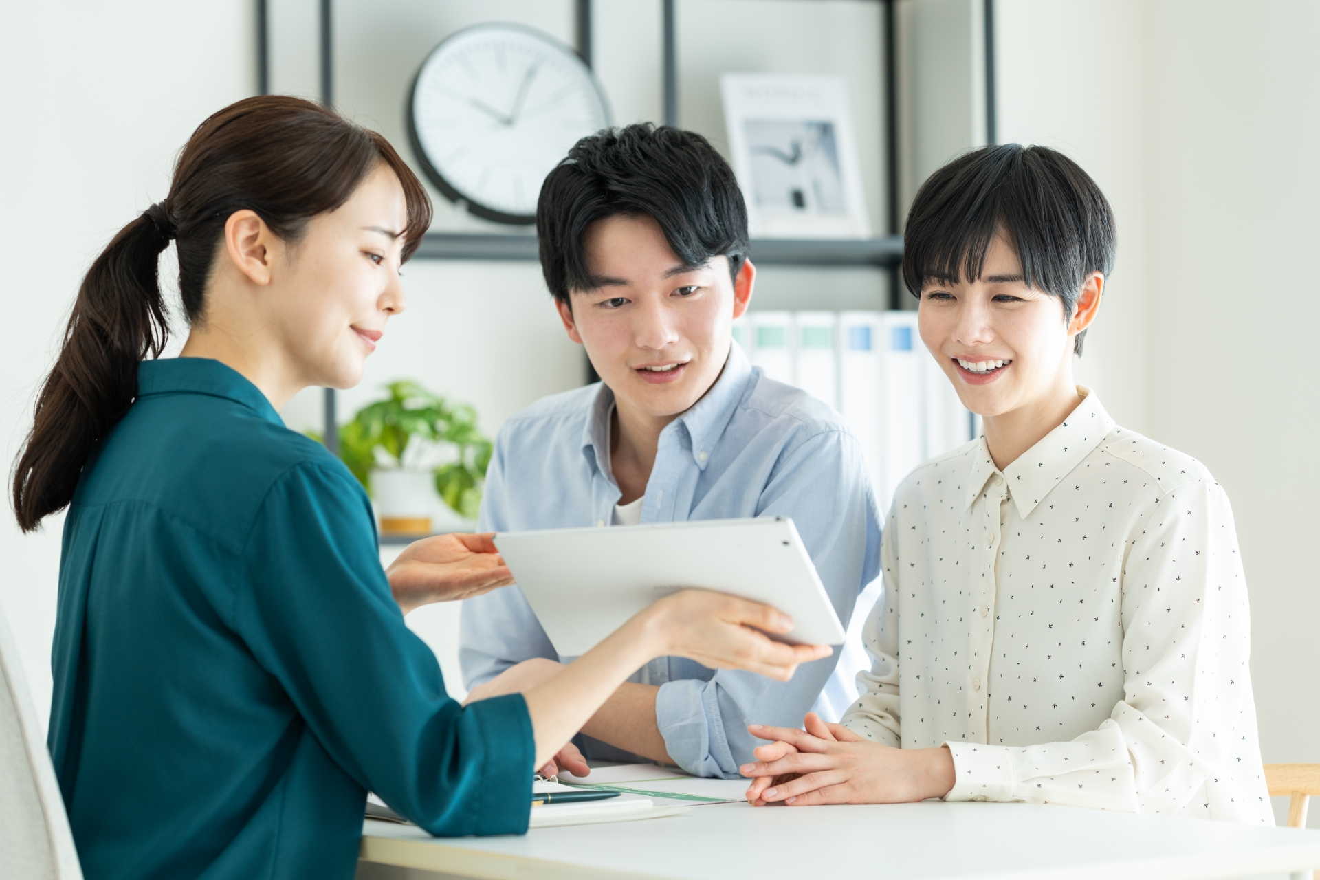 住宅ローンで収入合算を利用する際の流れと審査期間の目安